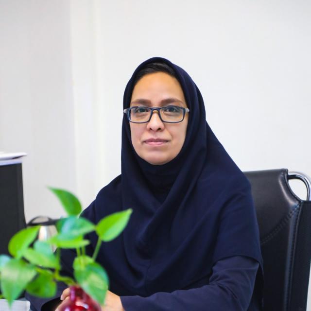 نرگس خنده رو